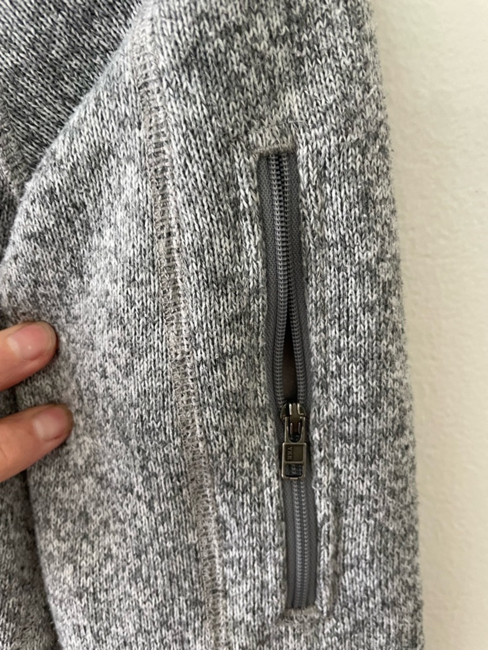 Patagonia size XS women’s fleece grey - Picture 3 of 6